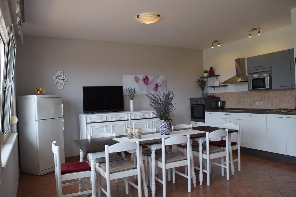 Apartment Branka Banjol Eksteriør bilde