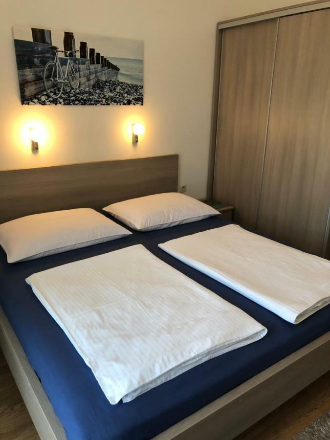Apartment Branka Banjol Eksteriør bilde